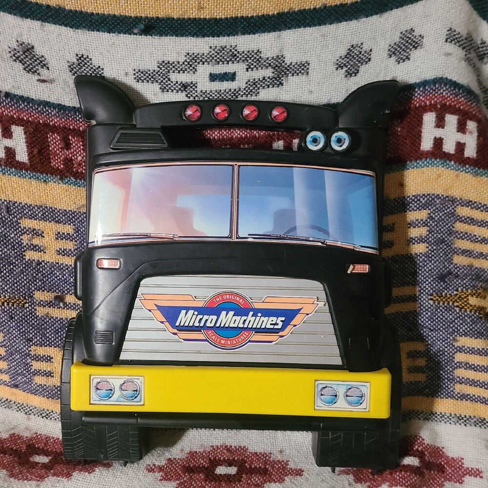 Micro Machines Car Carrying Case Vintage. Holds 62 Cars